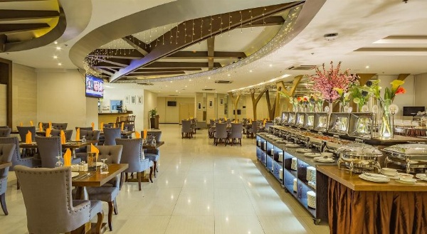 Golden Phoenix Hotel Manila image 4