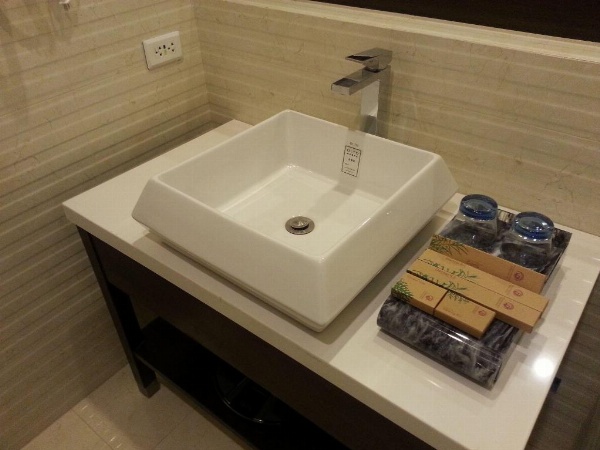 Golden Phoenix Hotel Manila image 42