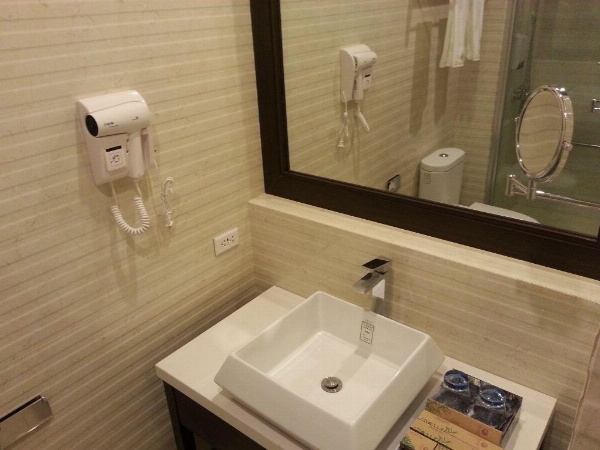 Golden Phoenix Hotel Manila image 43